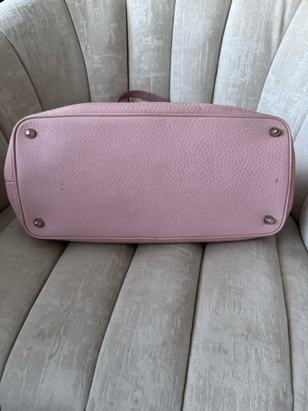 Coach Light Pink Pebbled Leather Tote with Tassel Hangtag - Picture 3 of 10